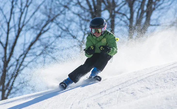 Top 10 Best Kids Ski Goggles Of 2022 (UPDATED PICKS)
