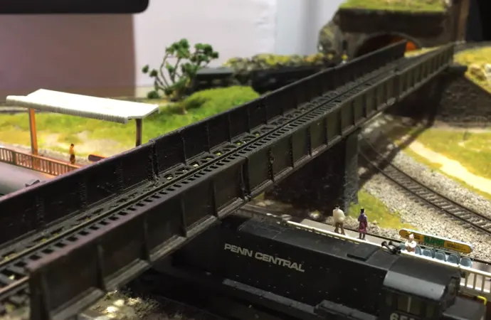 N Scale tracks vary what they are made of